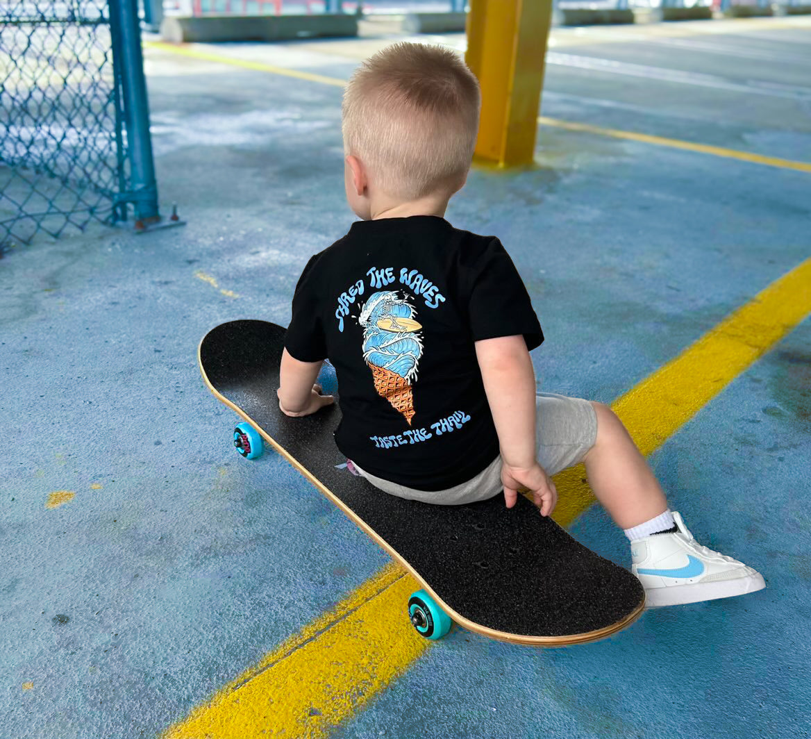 Shred the Waves graphic tee